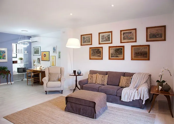 Sky View In Rome Apartment